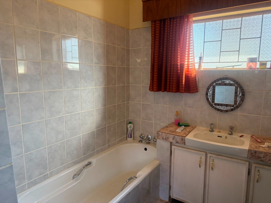 To Let 4 Bedroom Property for Rent in Rietfontein A H North West